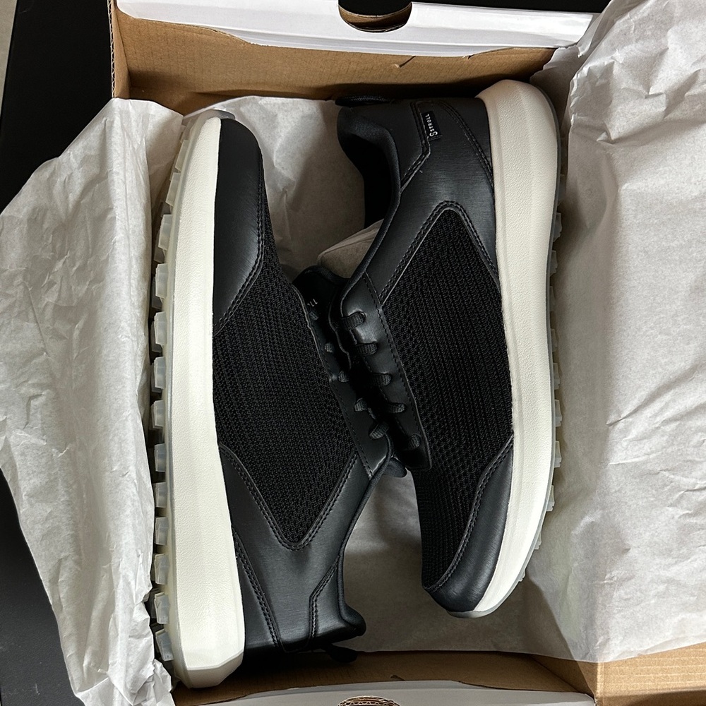 Stroll Performance Knit Golf Shoe - Black + White